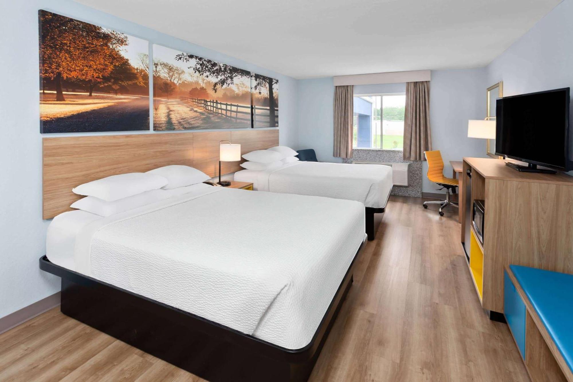 Days Inn & Suites By Wyndham Siler City Exteriör bild