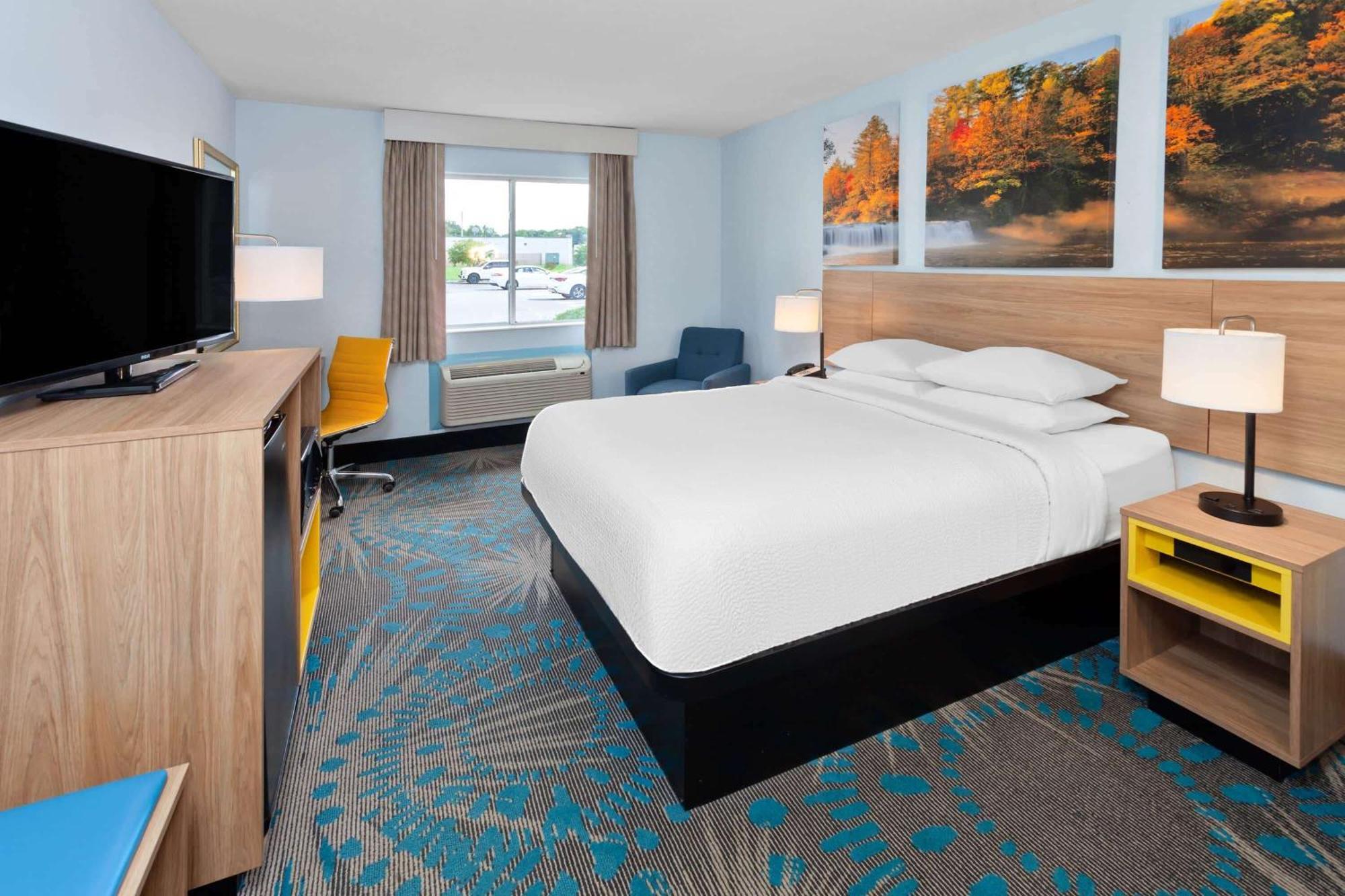 Days Inn & Suites By Wyndham Siler City Exteriör bild